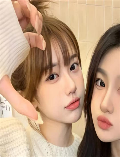 夜夜夜夜原唱_美女趴着打光屁屁視頻